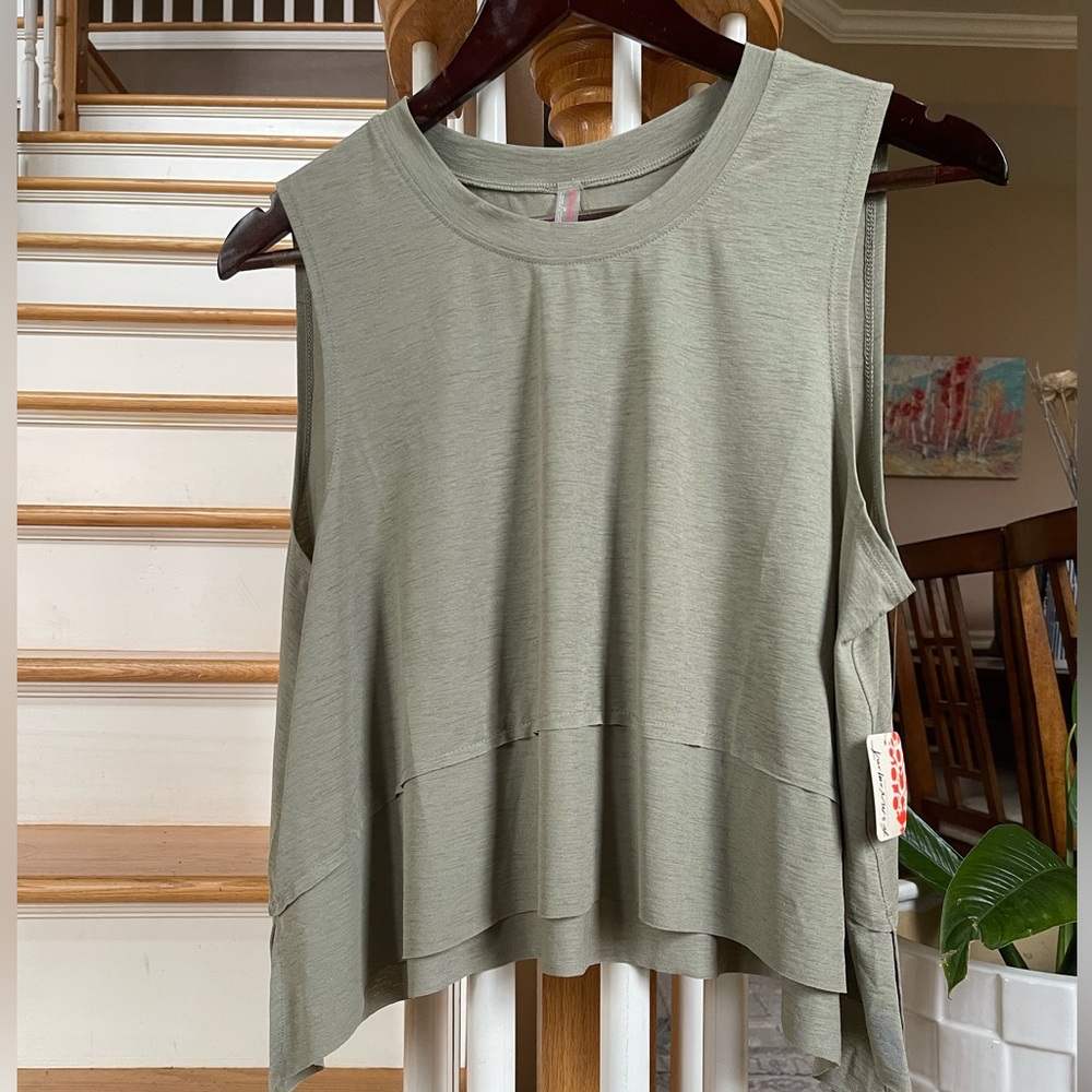 NWT FP Movement Women's Tempo UV Protection Tank